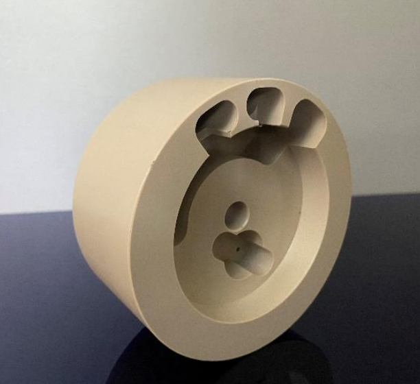 Usinage de pièce plastique en Erta-Cétal